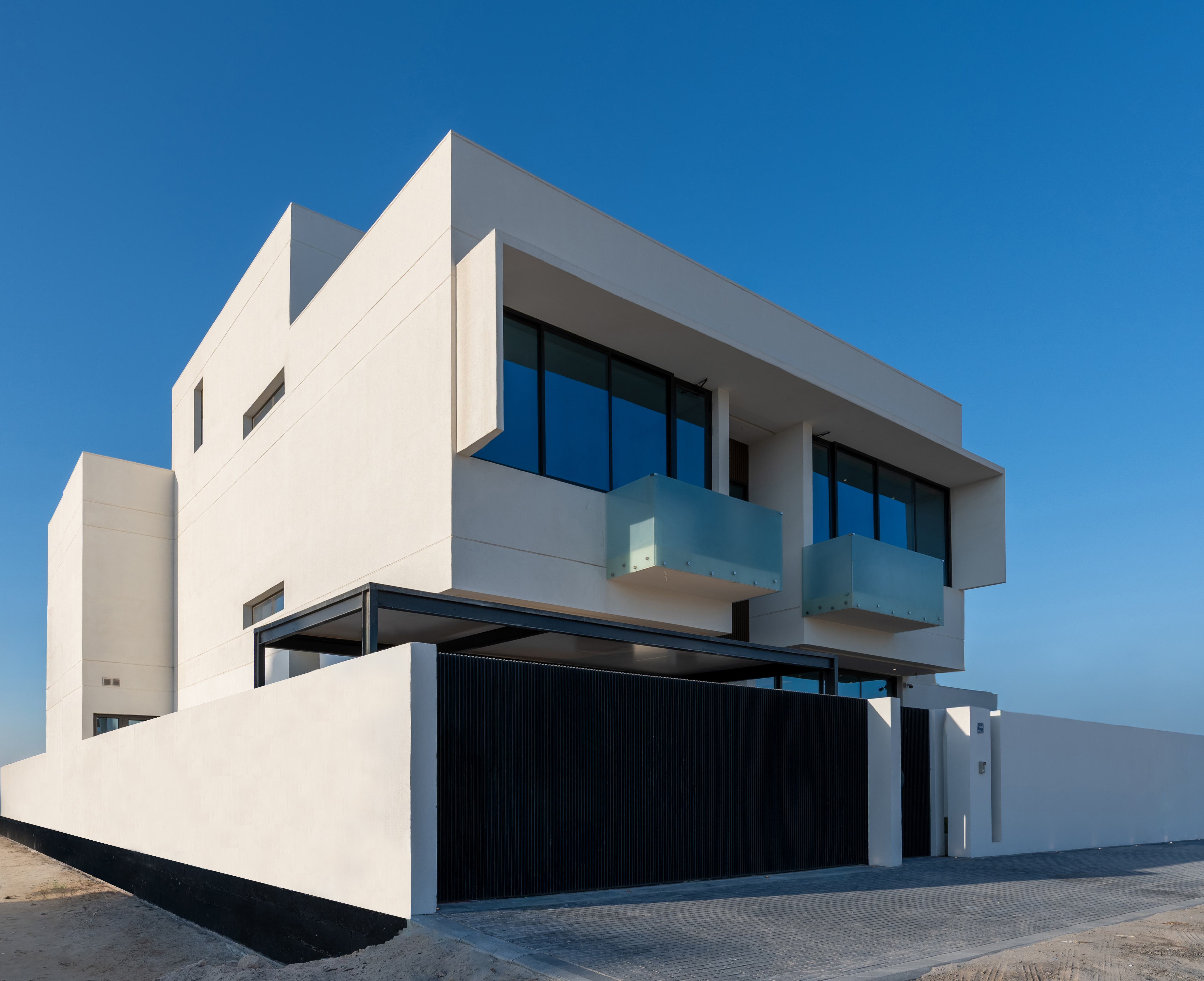Hassan Lari Group Completes Phase 1 of Hamala Villas – A Distinct Architectural Landmark in Hamala